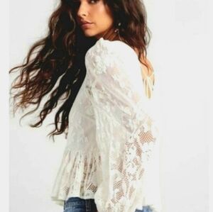 EYESHADOW Lace V-Neck Blouse